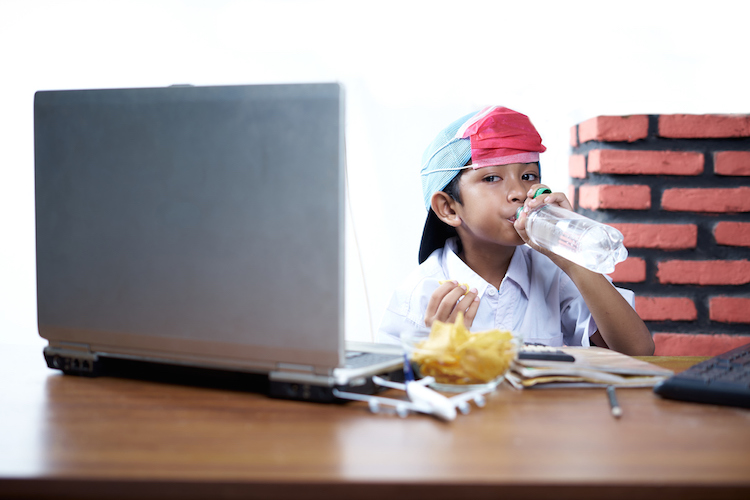 Incorporate-regular-breaks-throughout-the-day.