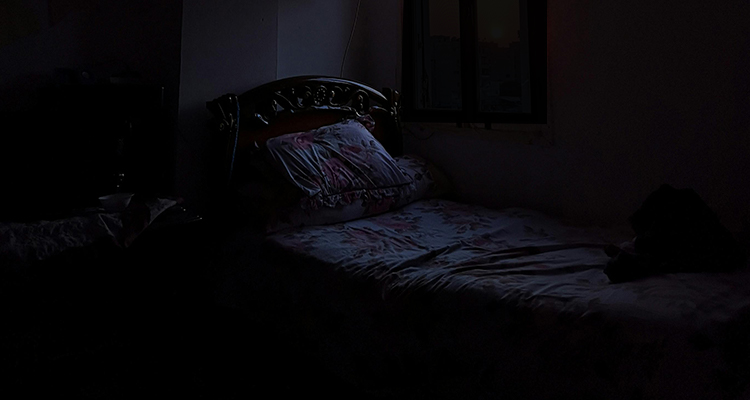 Make Your Bedroom Cold and Dark